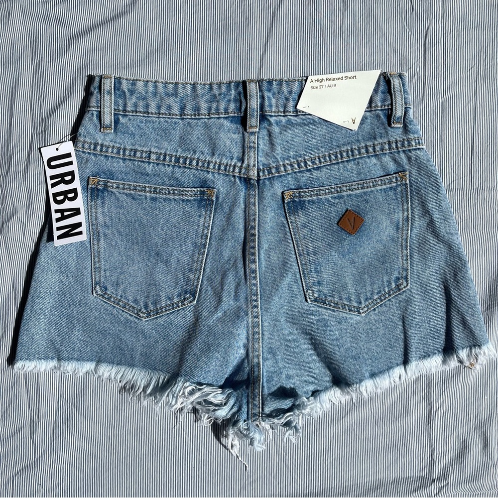 NWT Abrand Denim Shorts - Picture 5 of 8